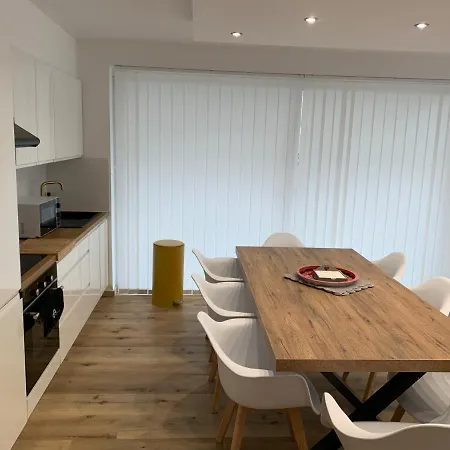 En Bord De - La Vie Bohème